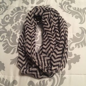 Black & Grey Chevron Infinity Scarf